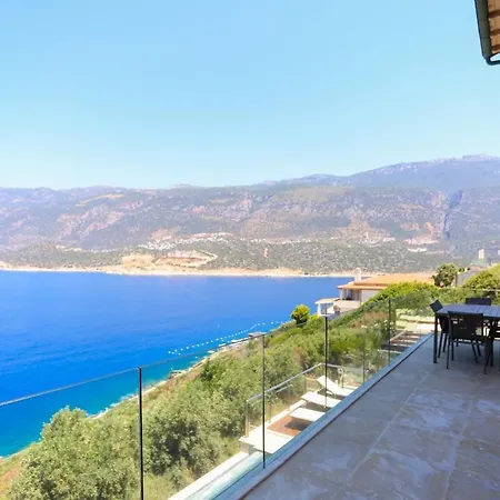 Günbatımı Villa *